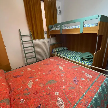Apartament Lario House